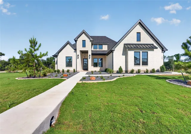 1st image of 101 Lakeview Dr, Belton, TX 76513 | MLS# 6547101