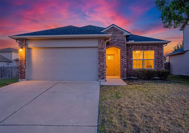 Single family home for sale at 104 Lassy Cv, Georgetown, TX 78626 | MLS# 1187144