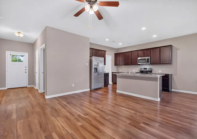 Photo 4 of Single family home for sale at 104 Lassy Cv, Georgetown, TX 78626 | MLS# 1187144 | Listing updated on 2026-10-11