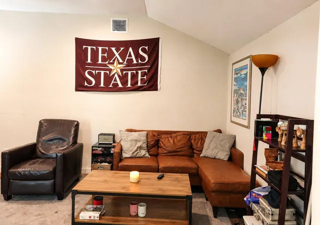 Photo 3 of Single family home for sale at 800 Barbara Dr, San Marcos, TX 78666 | MLS# 4157150 | Listing updated on 2026-10-19
