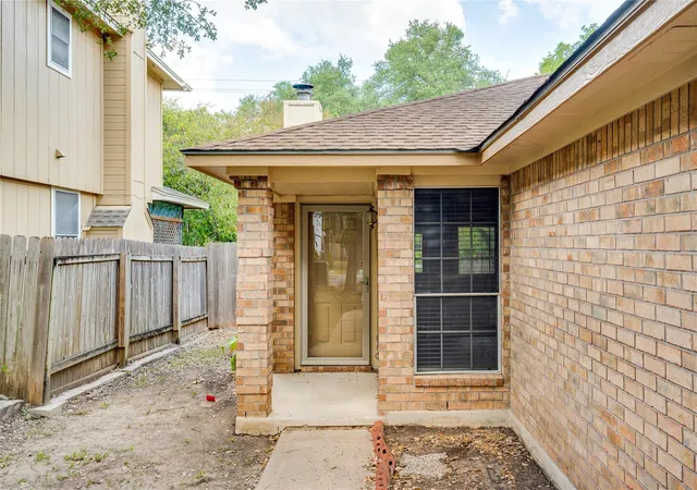 Photo 2 of Single family home for sale at 1404 Wheatfall Ln, Austin, TX 78748 | MLS# 1404948 | Listing updated on 2026-10-11