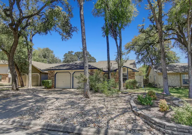 Single family home for sale at 13135 Ml Stone Dr, Austin, TX 78729 | MLS# 6332337