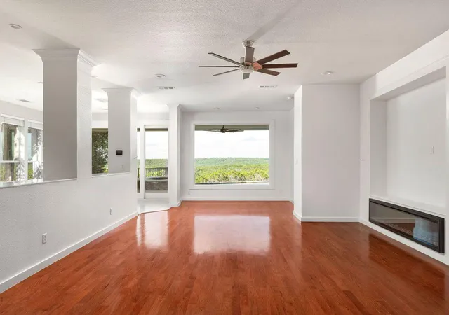 2nd image of 7319 Yaupon Dr, Austin, TX 78759 | MLS# 2580288