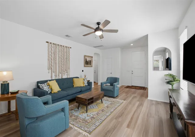 5th image of 4605 Colmar Dr, Manor, TX 78653 | MLS# 7830205