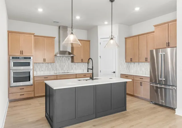 Photo 2 of Single family home for sale at 305 Kanarra Crk Rd, Jarrell, TX 76537 | MLS# 1115848 | Listing updated on 2026-08-18