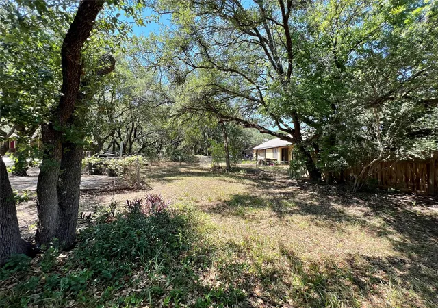 2nd image of 3709 Rocky Holw Trl, Georgetown, TX 78628