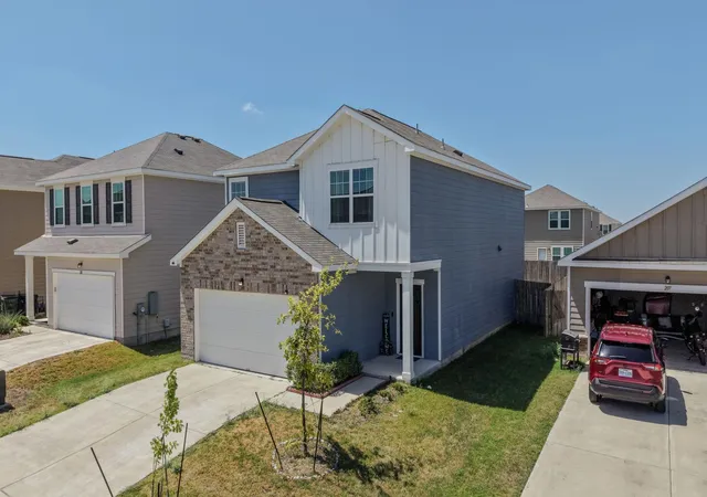 2nd image of 205 Waterbuck Loop, Hutto, TX 78634 | MLS# 4081744