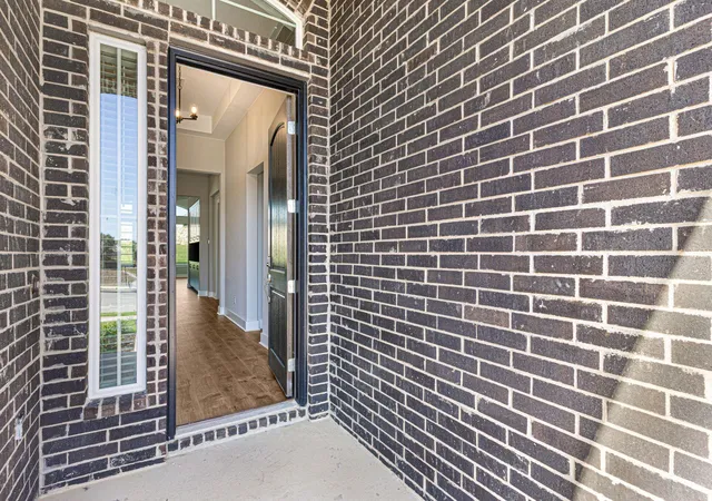 Photo 2 of Sale Pending at 412 Veneta Ln, Georgetown, TX 78633 | MLS# 2761787 | Listing updated on 2026-08-19