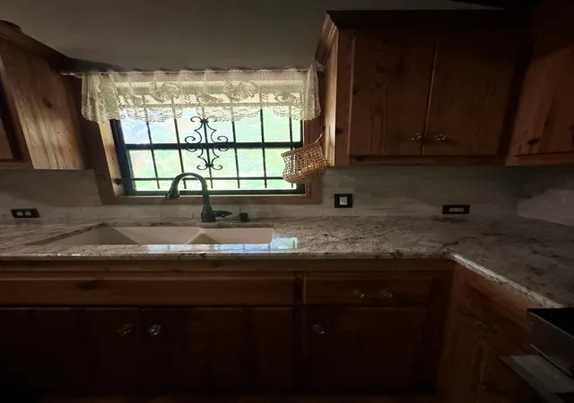 Photo 4 of Single family home for sale at 1226 County Rd 316, Lexington, TX 78947 | MLS# 1691263 | Listing updated on 2026-09-01
