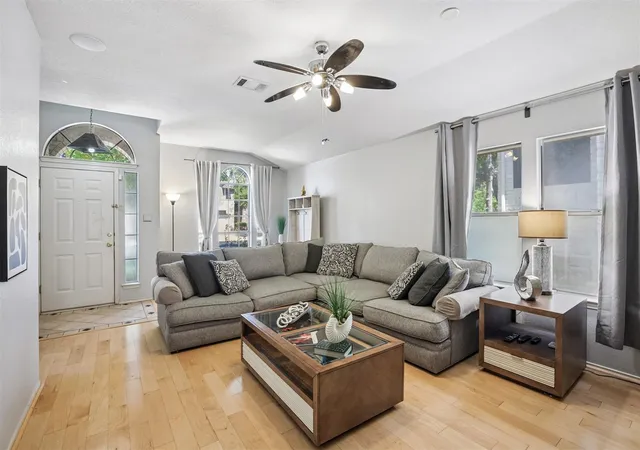 Photo 2 of Single family home for sale at 13517 Bolivia Dr, Austin, TX 78729 | MLS# 6639827 | Listing updated on 2026-10-29