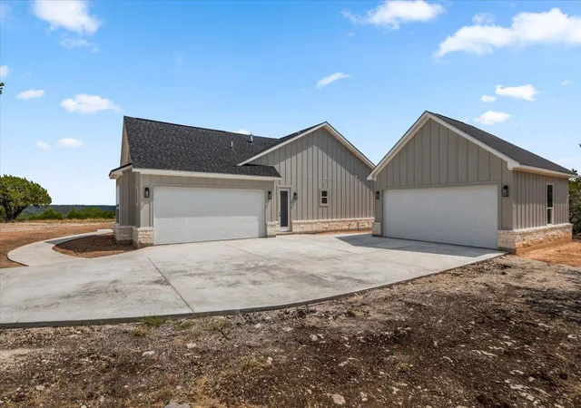 Photo 4 of Single family home for sale at 2209 Whitewater Dr, Bertram, TX 78605 | MLS# 7142213 | Listing updated on 2026-09-25