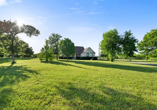 Photo 4 of Single family home for sale at 3060 Fm 1704, Elgin, TX 78621 | MLS# 4761702 | Listing updated on 2026-09-22