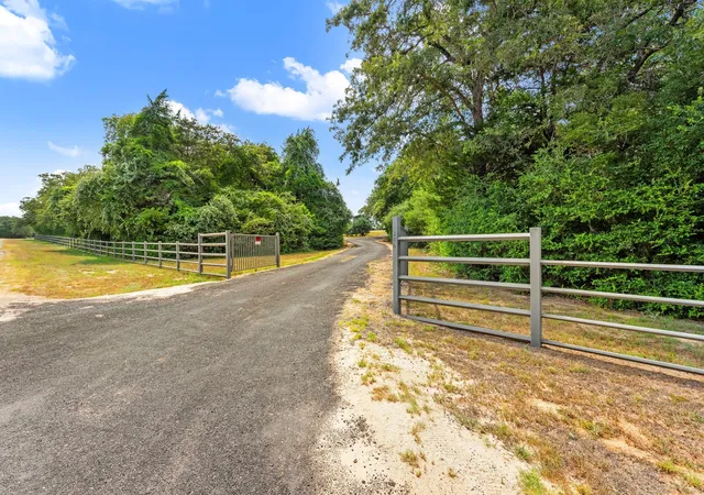 1st image of 206 22 Hills Rd, Gause, TX 77857 | MLS# 5194795
