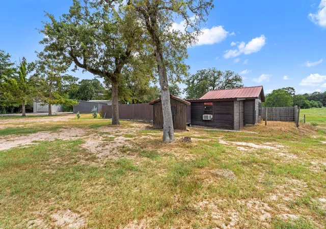 3rd image of 206 22 Hills Rd, Gause, TX 77857 | MLS# 5194795