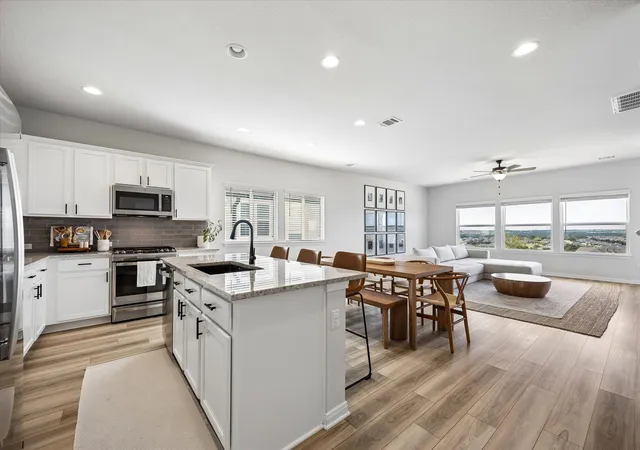 Photo 3 of Single family home for sale at 124 Peach Flat Ct, Liberty Hill, TX 78642 | MLS# 6820785 | Listing updated on 2026-08-28