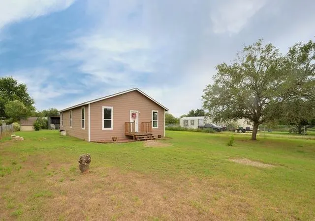 Photo 2 of Single family home for sale at 245 Cross Lake Dr, Pleasanton, TX 78064 | MLS# 4843077 | Listing updated on 2026-08-19