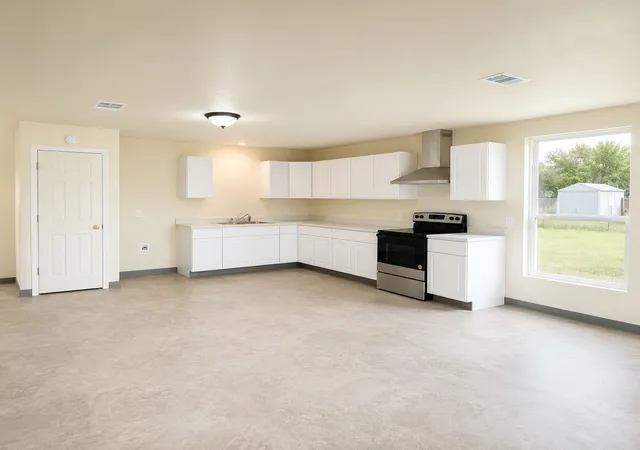 Photo 3 of Single family home for sale at 245 Cross Lake Dr, Pleasanton, TX 78064 | MLS# 4843077 | Listing updated on 2026-08-19
