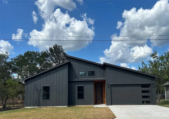 3rd image of 104 Waimanalo Ln, Bastrop, TX 78602 | MLS# 4803162