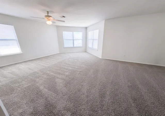 4th image of 305 Edgewood Cv, Leander, TX 78641 | MLS# 2416340