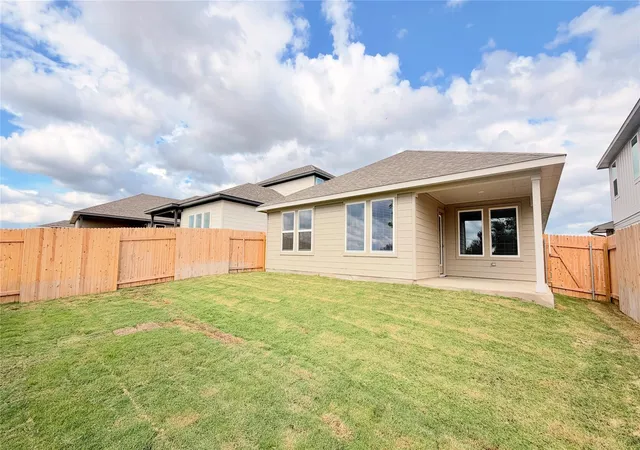 Photo 4 of Single family home for sale at 116 Woodbrook Dr, Georgetown, TX 78674 | MLS# 3713951 | Listing updated on 2026-10-15