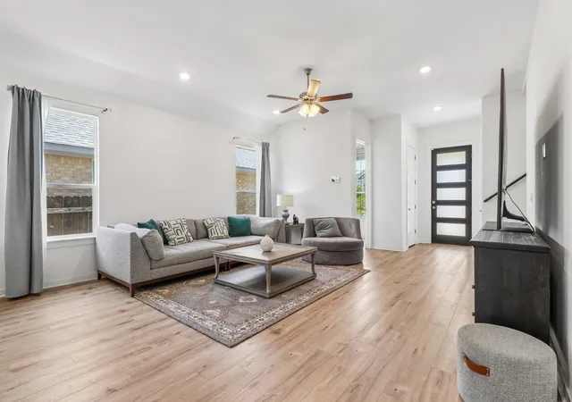 Photo 3 of Single family home for sale at 313 Peace Pipe Way, Georgetown, TX 78628 | MLS# 3166104 | Listing updated on 2026-10-09