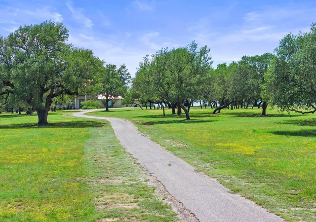 4th image of 539 Oak Vista Dr, Burnet, TX 78611 | MLS# 4242321