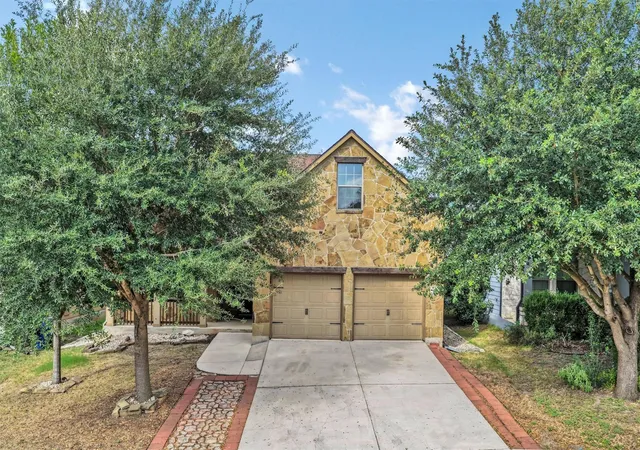 Photo 2 of Single family home for sale at 520 Brk Shadow, Cibolo, TX 78108 | MLS# 6698717 | Listing updated on 2026-08-28