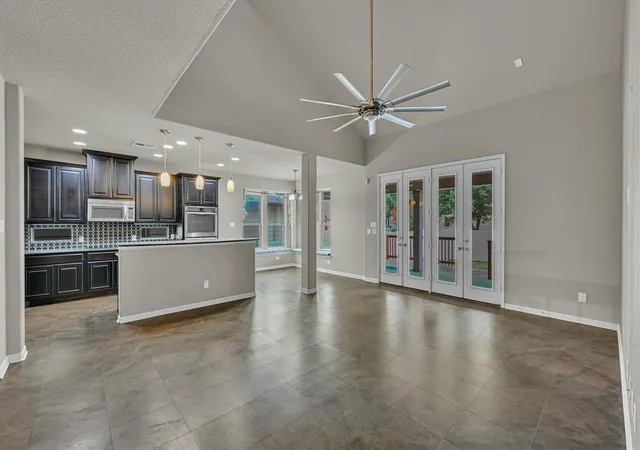 Photo 4 of Single family home for sale at 520 Brk Shadow, Cibolo, TX 78108 | MLS# 6698717 | Listing updated on 2026-08-28