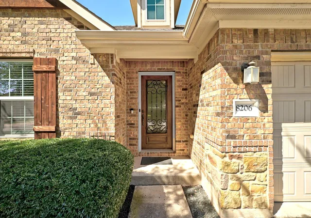 Photo 1 of Single family home for sale at 8206 Arezzo Dr, Round Rock, TX 78665 | MLS# 4714215 | Listing updated on 2026-10-08