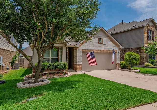 2nd image of 2701 Auburn Chestnut Ln, Pflugerville, TX 78660 | MLS# 1226372