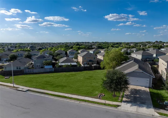 Photo 1 of Single family home for sale at 326 Pearl Way, Buda, TX 78610 | MLS# 8095379 | Listing updated on 2026-09-30