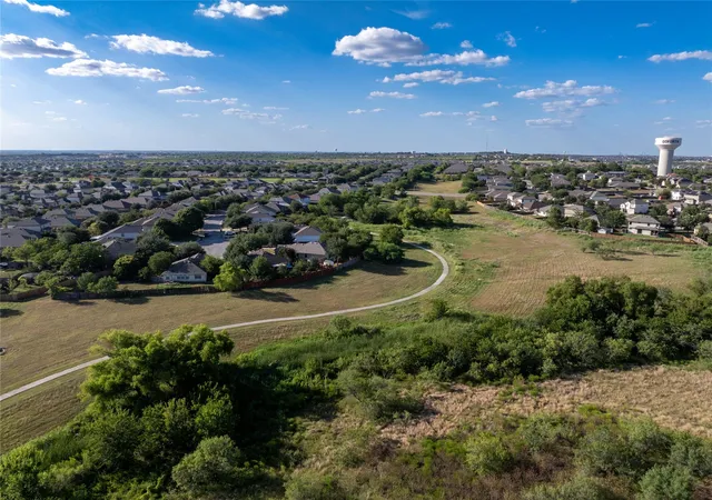 39th image of 326 Pearl Wy, Buda, TX 78610 | MLS# 8095379