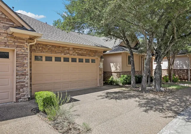 Photo 2 of Condo for sale at 4213 Wild Iris Ln, Austin, TX 78727 | MLS# 3675443 | Listing updated on 2026-09-12