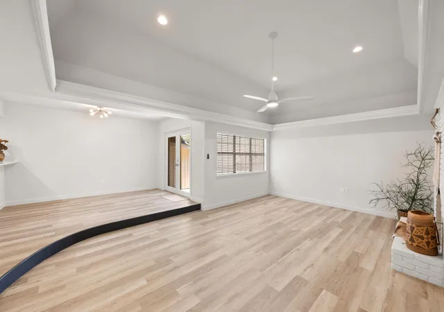 Photo 4 of Condo for sale at 3204 Maywood Ave #B, Austin, TX 78703 | MLS# 5173808 | Listing updated on 2026-09-27