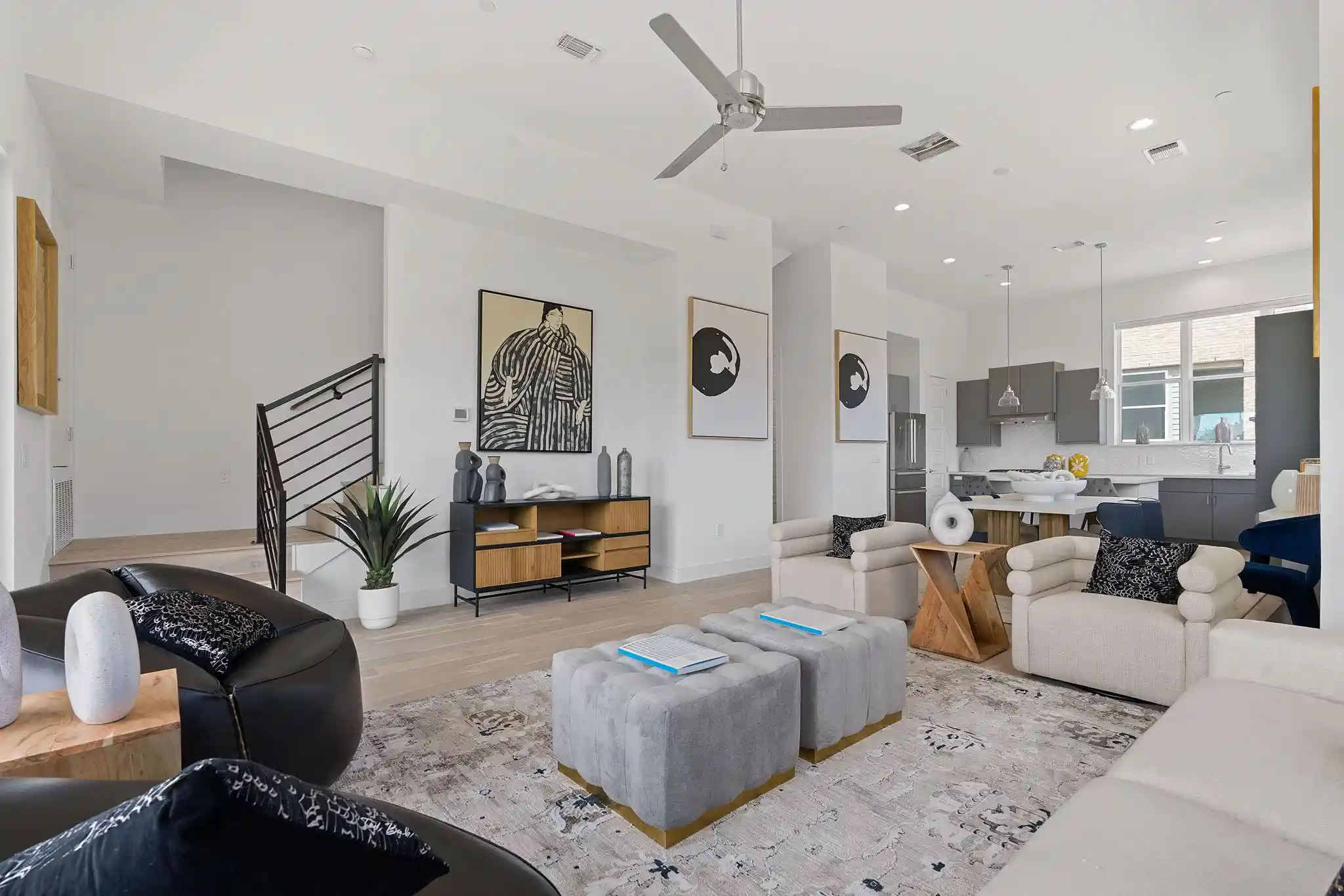 Listing Photo 2 - Condo for sale in 2805 Mccurdy St located at 2805 Mccurdy St, Austin, TX 78723 - Unit 2805 Mccurdy St