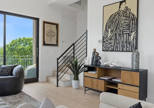 Listing Photo 3 - Condo for sale in building located at 2805 Mccurdy St, Austin, TX 78723 - Unit #1