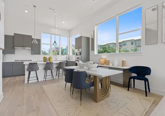 Listing Photo 4 - Condo for sale in building located at 2805 Mccurdy St, Austin, TX 78723 - Unit #1