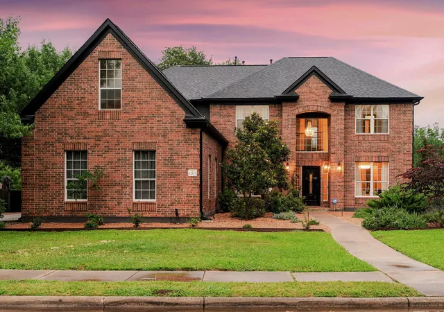 3rd image of 12113 Cascade Caverns Trl, Austin, TX 78739 | MLS# 7663256