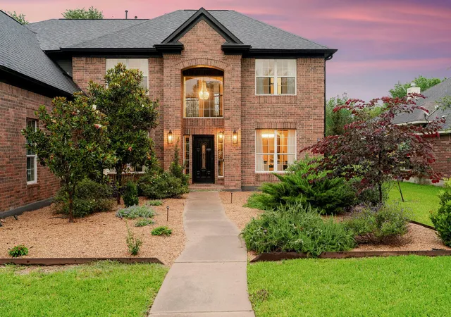 40th image of 12113 Cascade Caverns Trl, Austin, TX 78739 | MLS# 7663256
