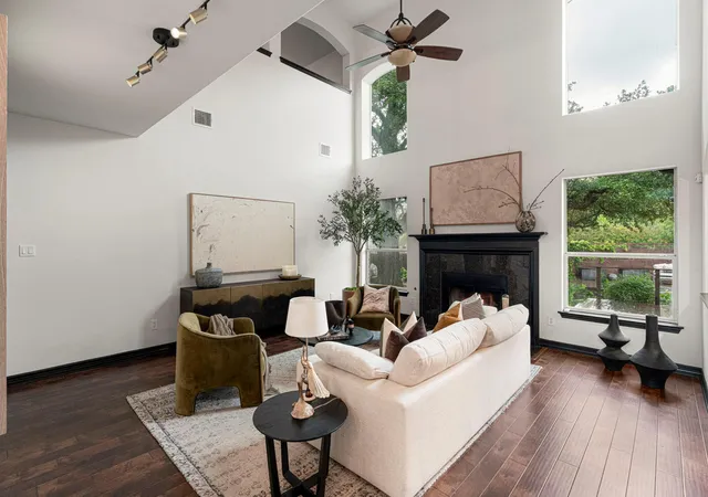 4th image of 12113 Cascade Caverns Trl, Austin, TX 78739 | MLS# 7663256