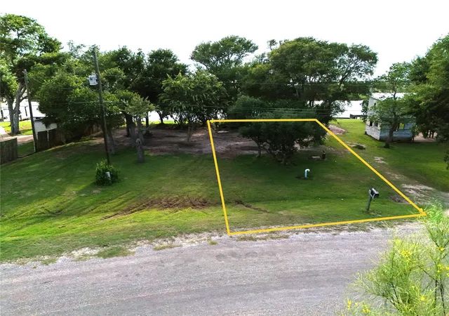 Photo 4 of Land for sale at 1828 Creekside Dr, Bay City, TX 77414 | MLS# 4824464 | Listing updated on 2026-09-24