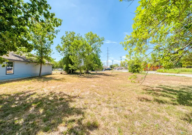 Photo 3 of Land for sale at 1003 5th Street, Lockhart, TX 78644 | MLS# 8285335 | Listing updated on 2026-08-24