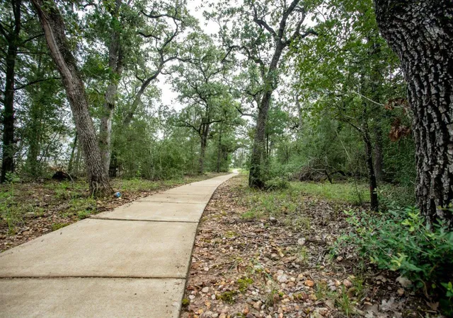 35th image of 136 Coleto Trl, Bastrop, TX 78602 | MLS# 4211788
