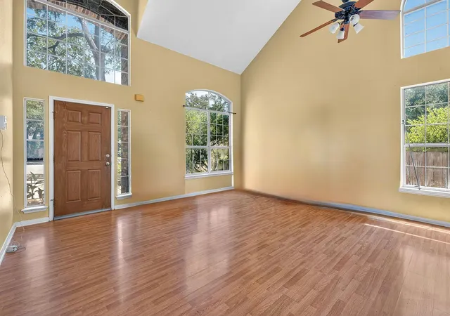 Photo 3 of Single family home for sale at 6003 La Naranja Ln, Austin, TX 78749 | MLS# 3080903 | Listing updated on 2026-10-14