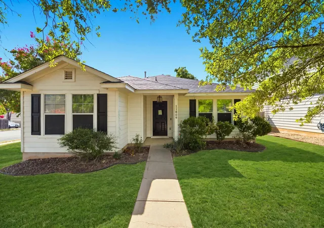 1st image of 11809 Briarcreek Loop, Manor, TX 78653 | MLS# 7711766
