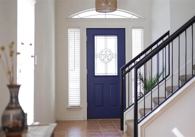 Single family home for sale at 11110 Jim Thorpe Ln, Austin, TX 78748 | MLS# 8121707