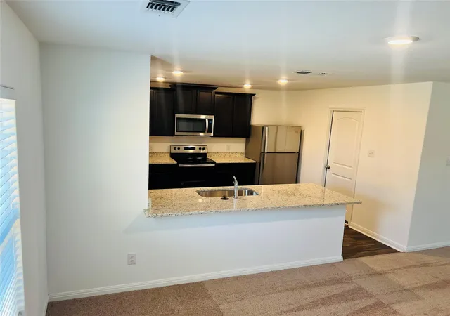 Photo 2 of Single family home for sale at 109 Fairfax Ln, Jarrell, TX 76537 | MLS# 1452413 | Listing updated on 2026-09-01