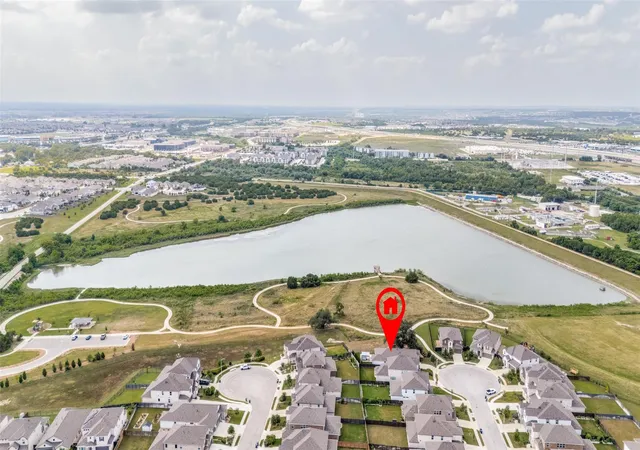 2nd image of 409 Gridiron Cv, Leander, TX 78641 | MLS# 9659839