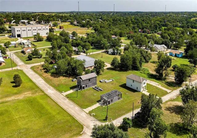 1st image of 213 E 4th St, Rockdale, TX 76567 | MLS# 9363701