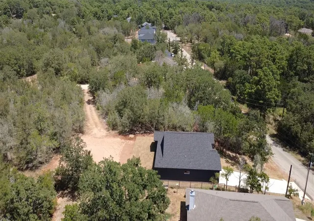 3rd image of 140 Heleakala Dr, Bastrop, TX 78602 | MLS# 5795566